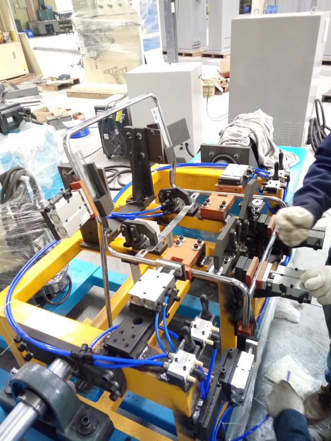 Μηχανή συγκόλλησης βραχιόνων Robo
