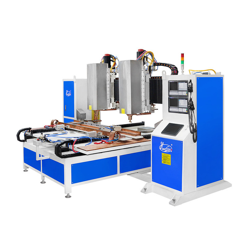 Hwashi CNC επτά άξονες διπλές κεφαλές Auotmaitc σημείο συγκόλληση μηχανή για το πλαίσιο του σωλήνα πόρτας
