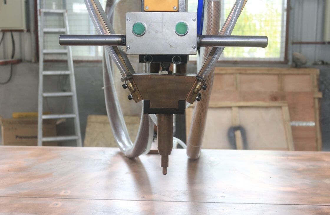 Μηχανή συγκόλλησης με έξυπνο ελεγκτή οθόνης αφής για ακριβή κάμψη και πάχος συγκόλλησης 3,0+3,0 mm