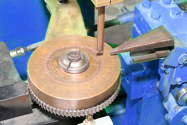 &Epsilon;&xi;&omicron;&pi;&lambda;&iota;&sigma;&mu;ό&sigmaf; &sigma;&upsilon;&gamma;&kappa;ό&lambda;&lambda;&eta;&sigma;&eta;&sigmaf; &kappa;&lambda;&epsilon;&iota;&delta;&alpha;&rho;&iota;&omicron;ύ &alpha;&upsilon;&tau;&omicron;&kappa;&iota;&nu;ή&tau;&omicron;&upsilon; Hwashi &Alpha;&xi;&iota;ό&pi;&iota;&sigma;&tau;&eta; &sigma;&upsilon;&gamma;&kappa;ό&lambda;&lambda;&eta;&sigma;&eta; &gamma;&iota;&alpha; &alpha;&sigma;&phi;&alpha;&lambda;&epsilon;ί&sigmaf; &kappa;&lambda;&epsilon;&iota;&delta;&alpha;&rho;&iota;έ&sigmaf; &omicron;&chi;&eta;&mu;ά&tau;&omega;&nu; 4